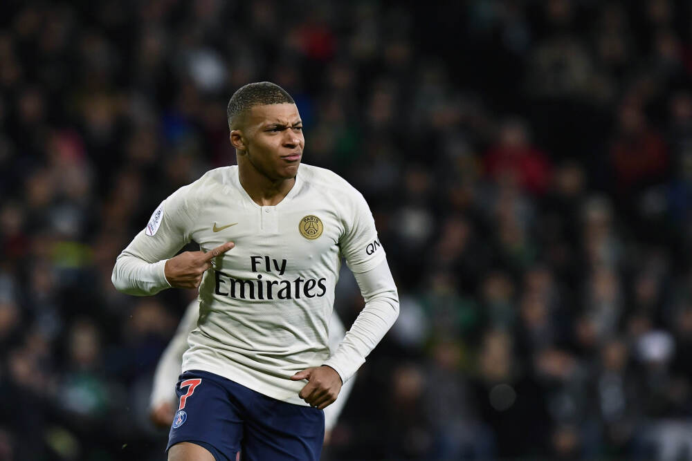 康生的整人手段有哪些？